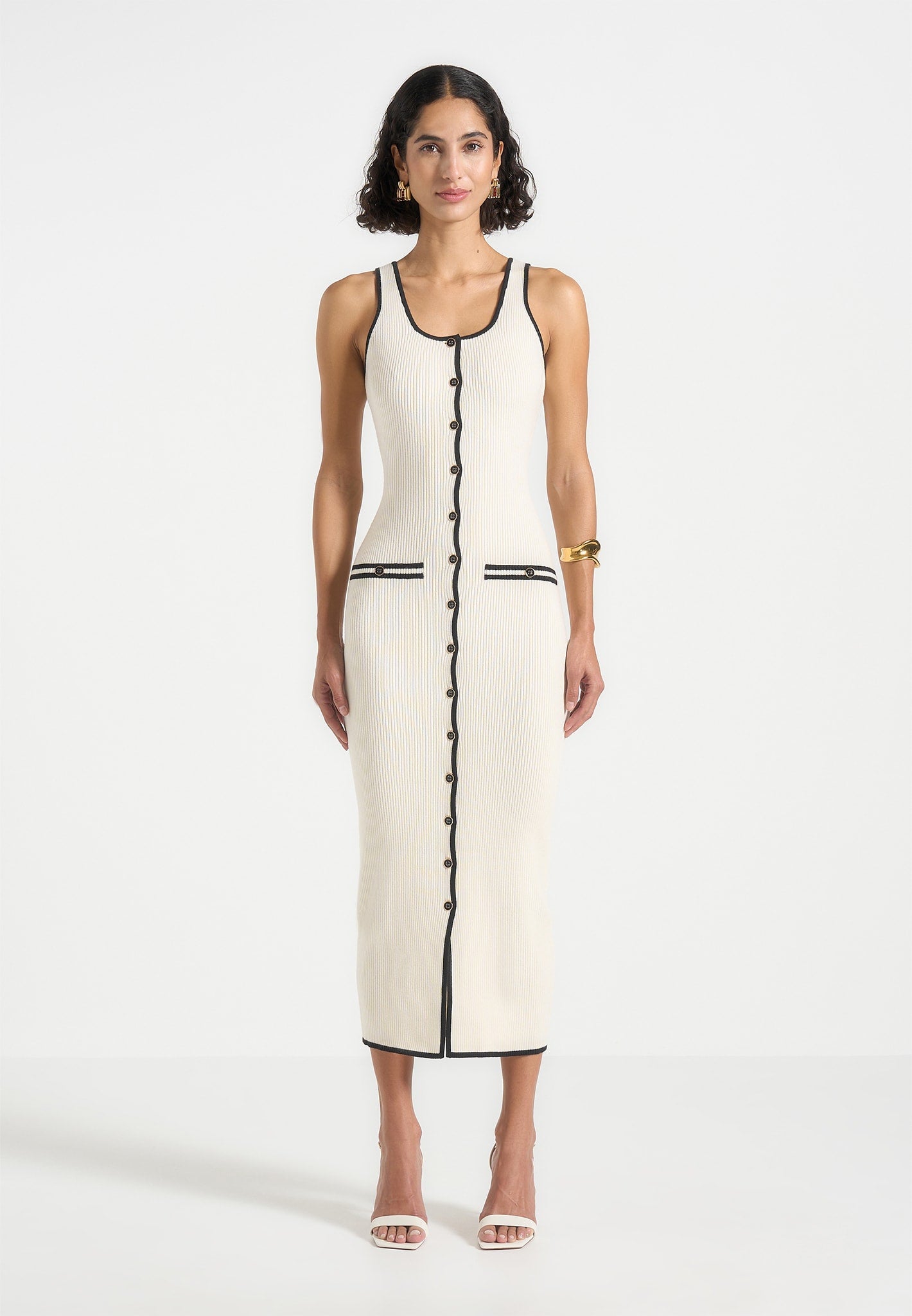 Rib Knit Contrast Midi Dress with Scoop Neck & Button Front | Daphne ...