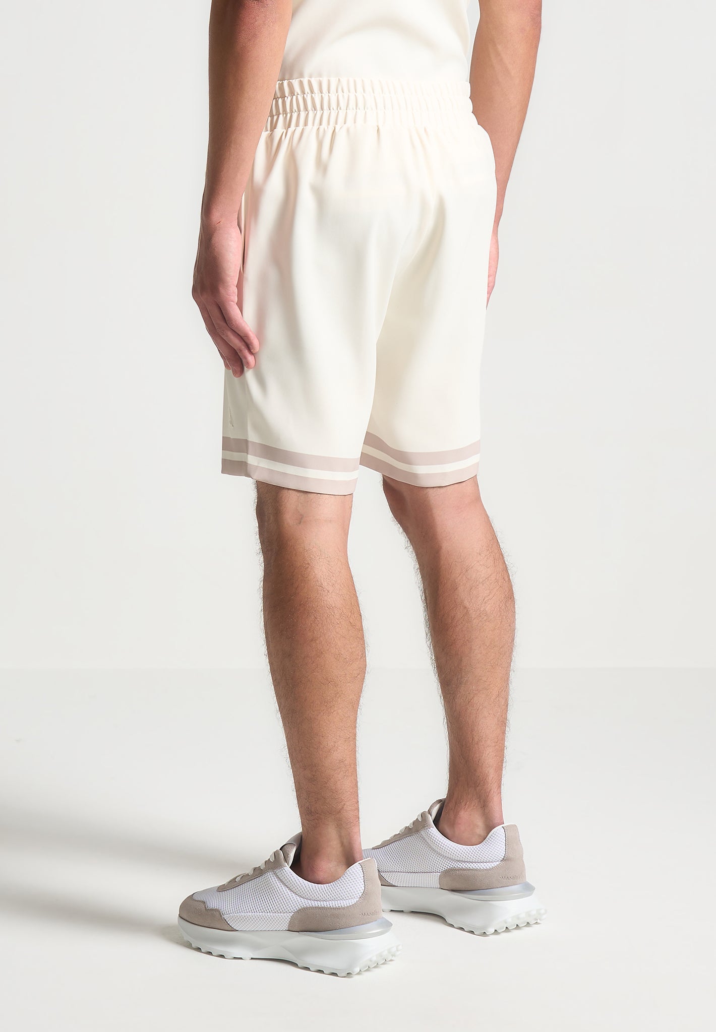 Floral Border Shorts with Elastic Waistband | Manière De Voir