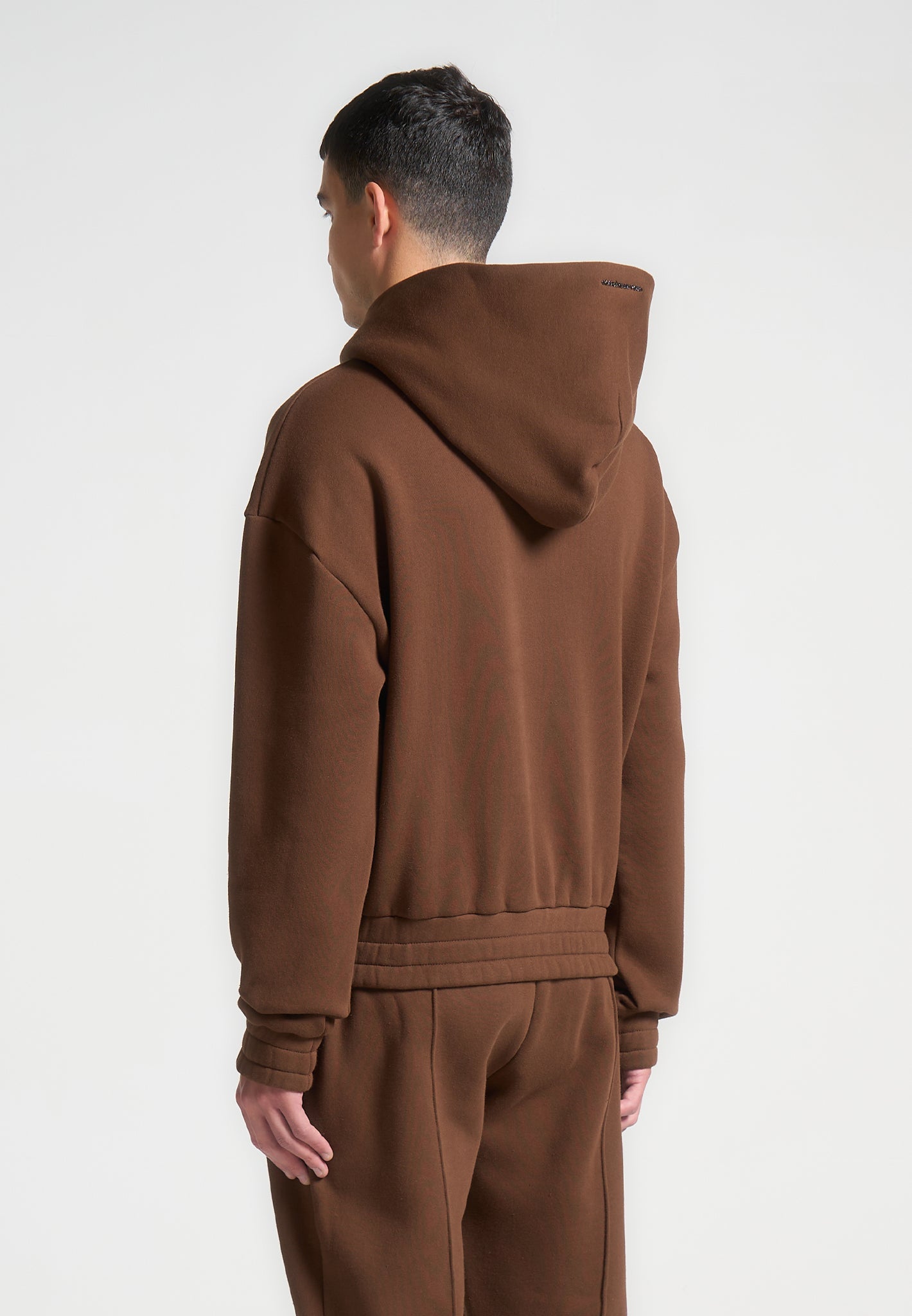 Heavyweight Cropped Hoodie with Kangaroo Pocket | Éternel Brown