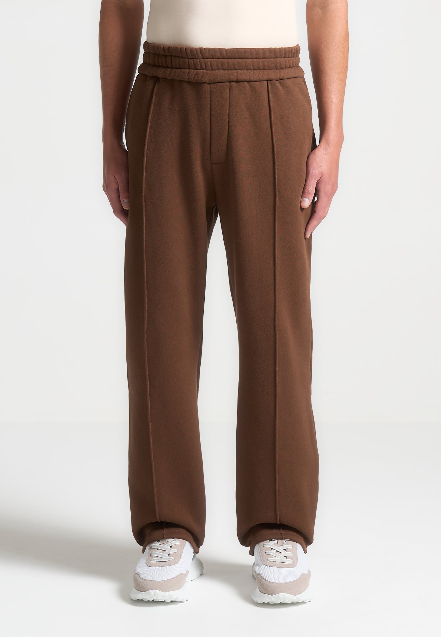 Men's Brown Pintuck Joggers - 420GSM Heavyweight & Relaxed Fit | Éternel