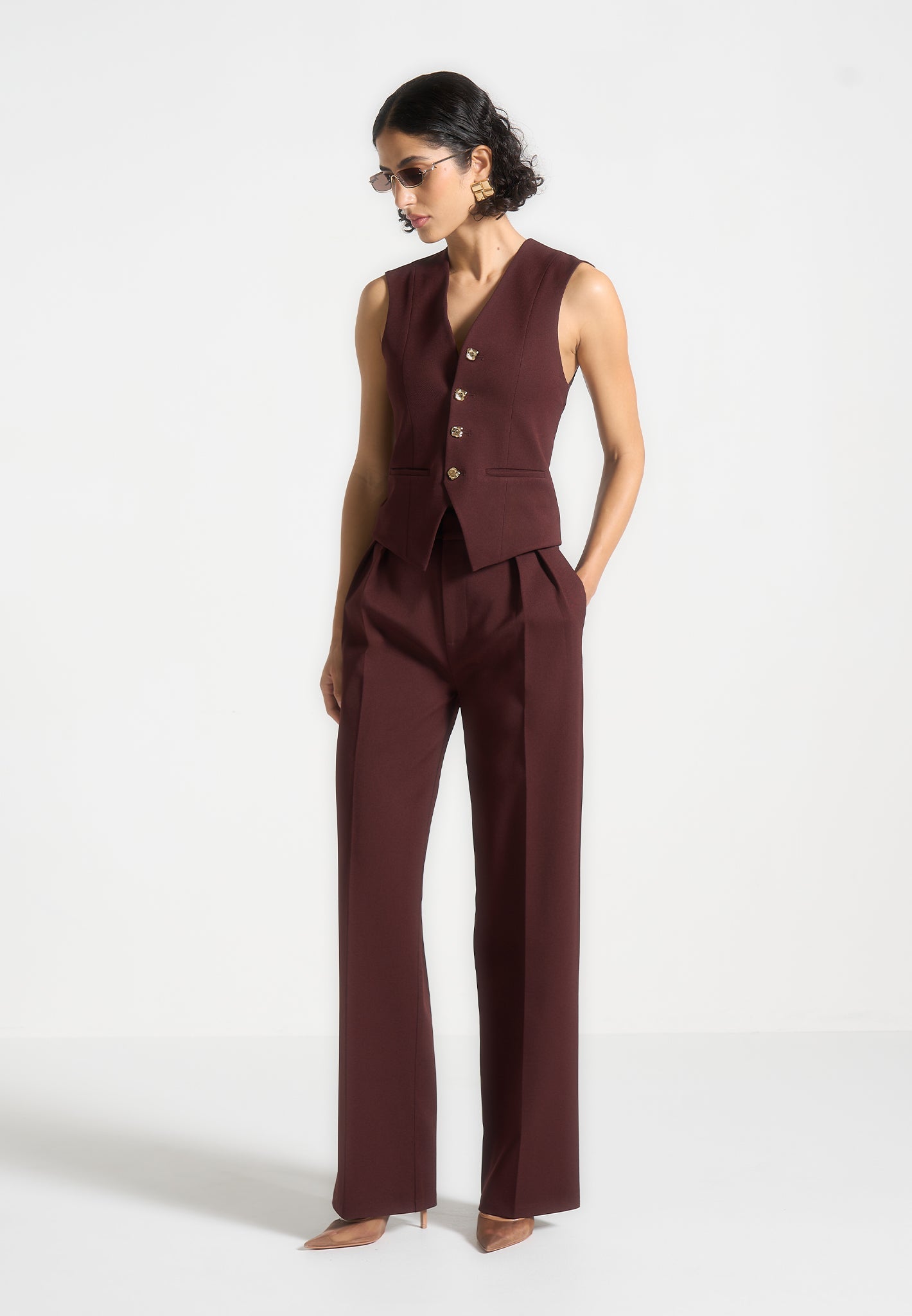 Tailored Twin Pleat Trousers in Wine Red | Manière De Voir