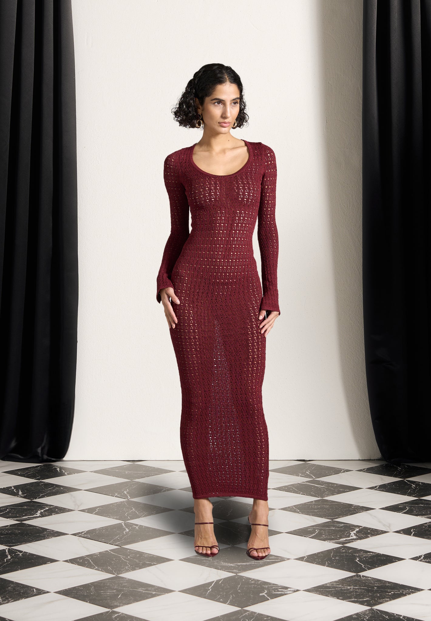 Knitted Scoop Neck Maxi Dress with Long Sleeves | Wine Red