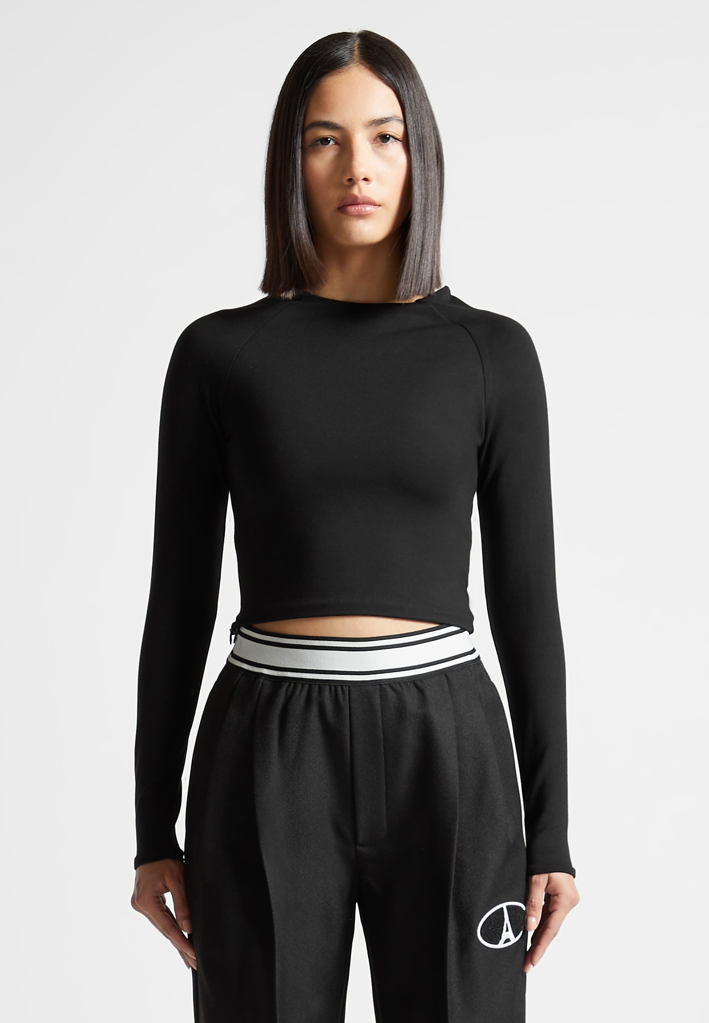 Long Sleeve Crop Top - Premium Fabric & Figure Flattering | Éternelle