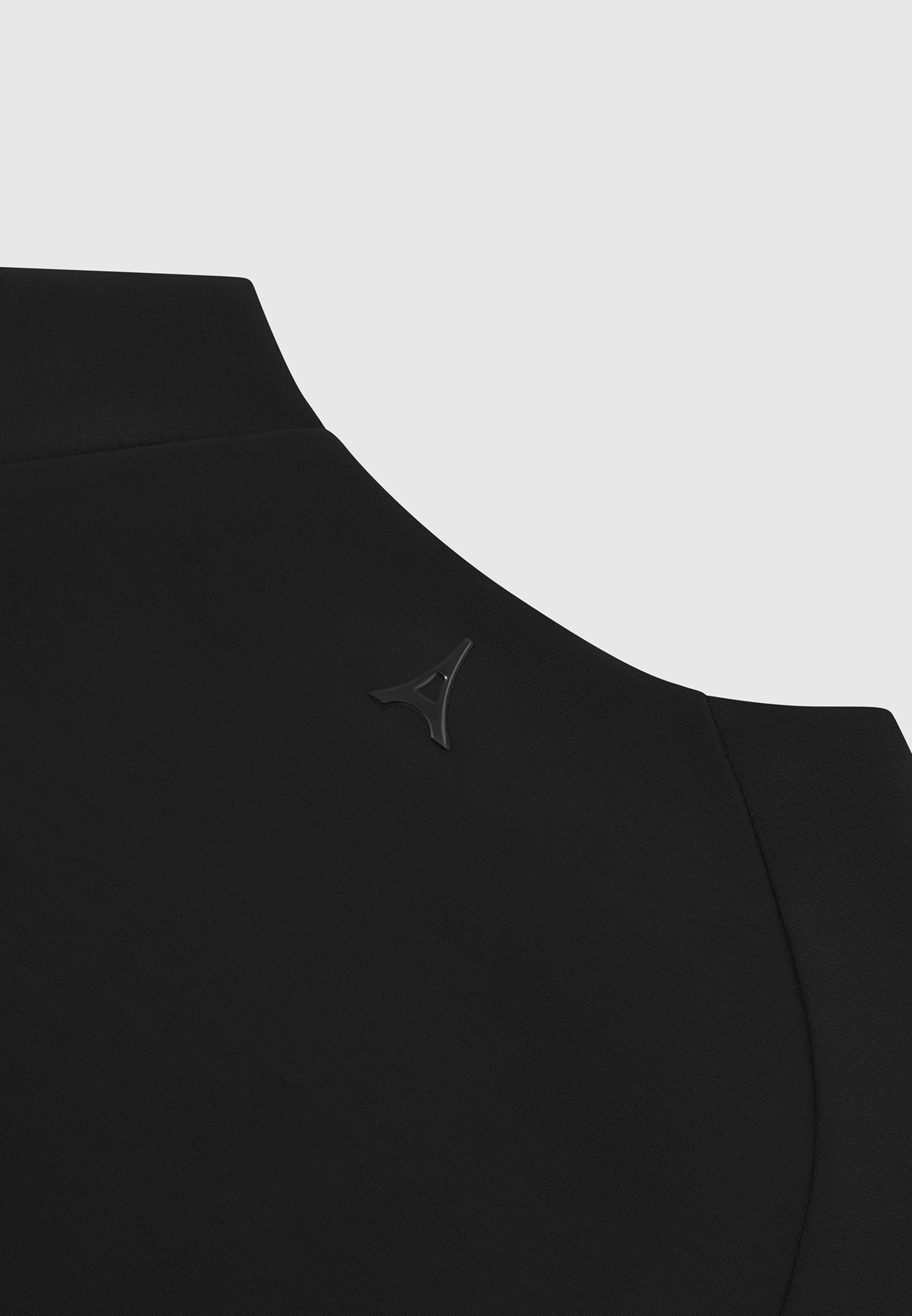 Long Sleeve Crop Top - Premium Fabric & Figure Flattering | Éternelle