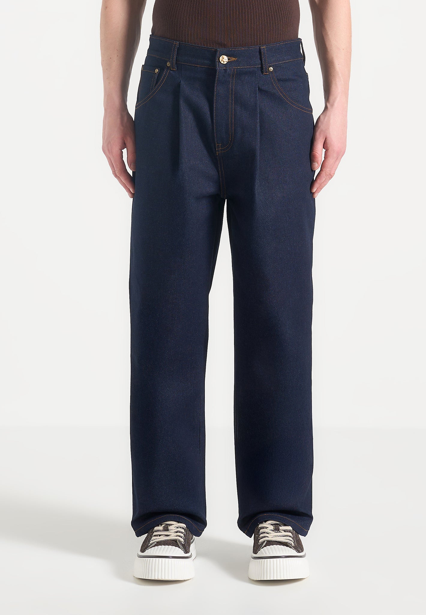 Pleated Denim Jeans with Tapered Leg & Structured Fit | Arnault