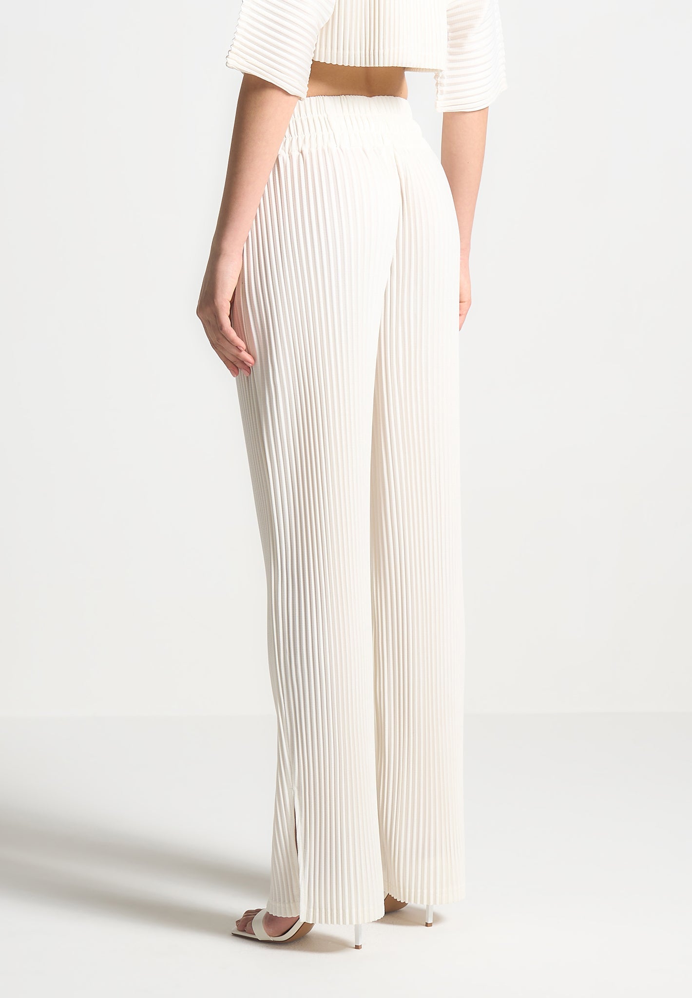 Wide Leg Pleated Trousers with Elastic Waistband | Lila Off White