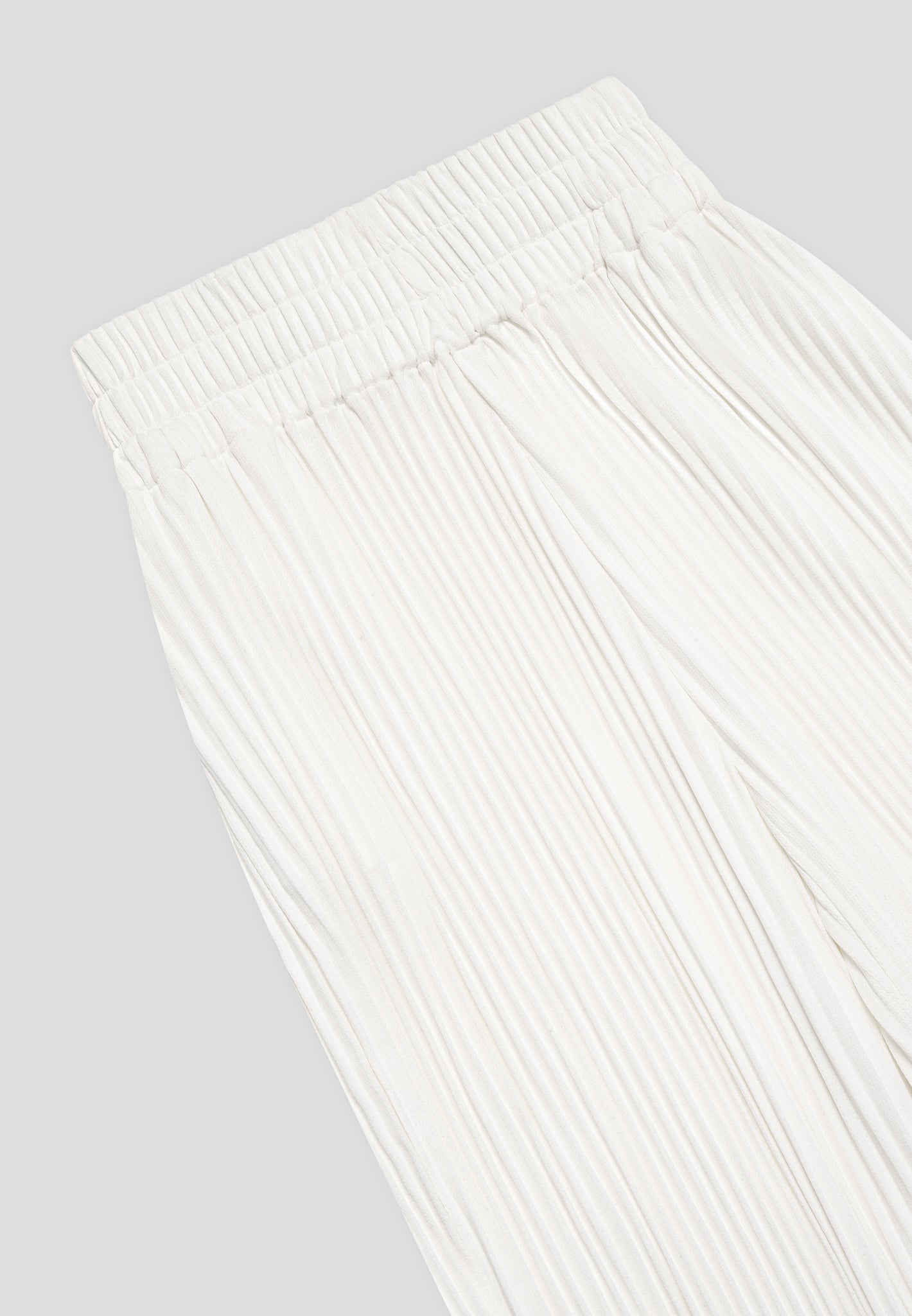 Wide Leg Pleated Trousers with Elastic Waistband | Lila Off White