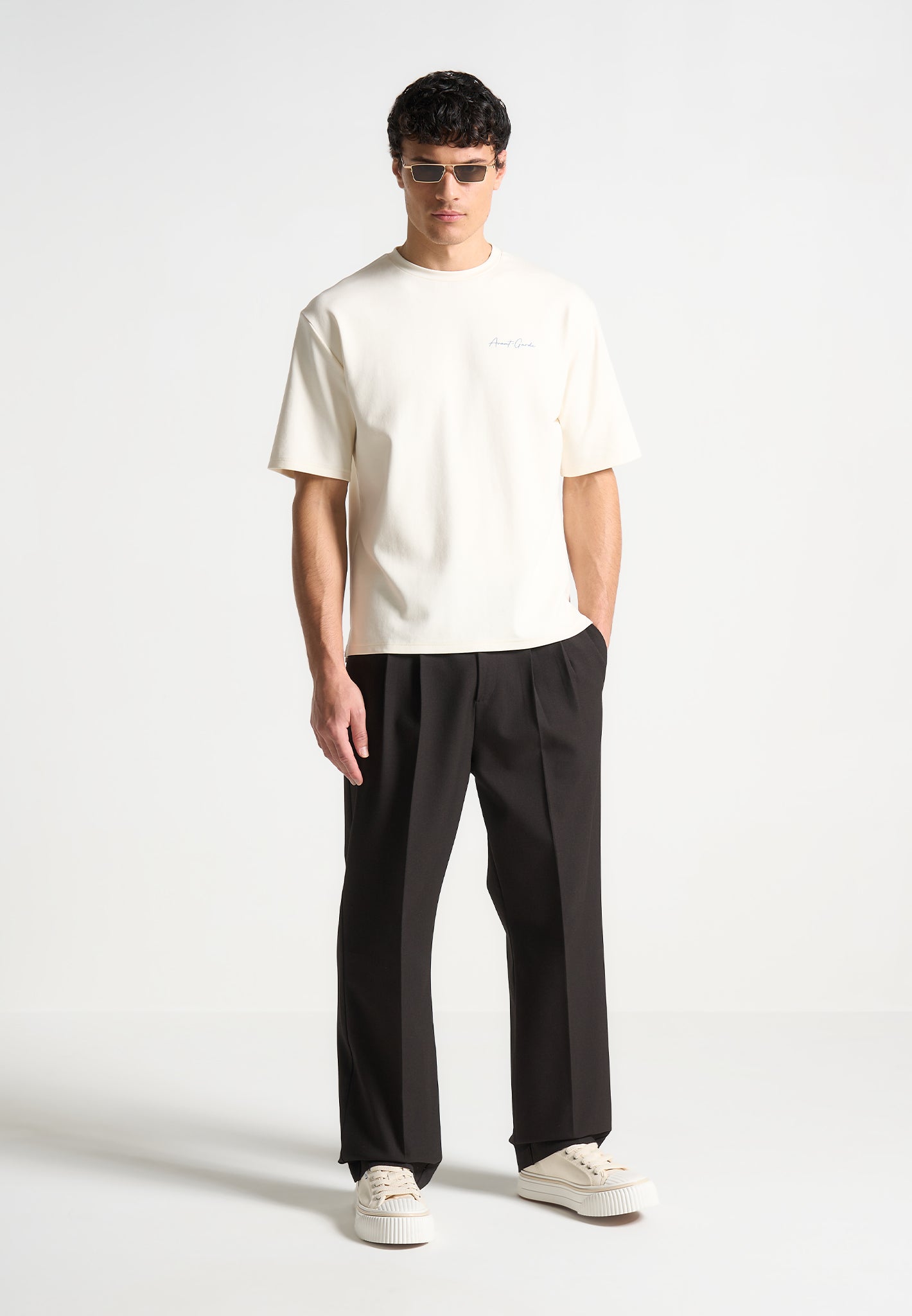 Surrealism Graphic T-Shirt in Soft Cotton | L'Art Cream