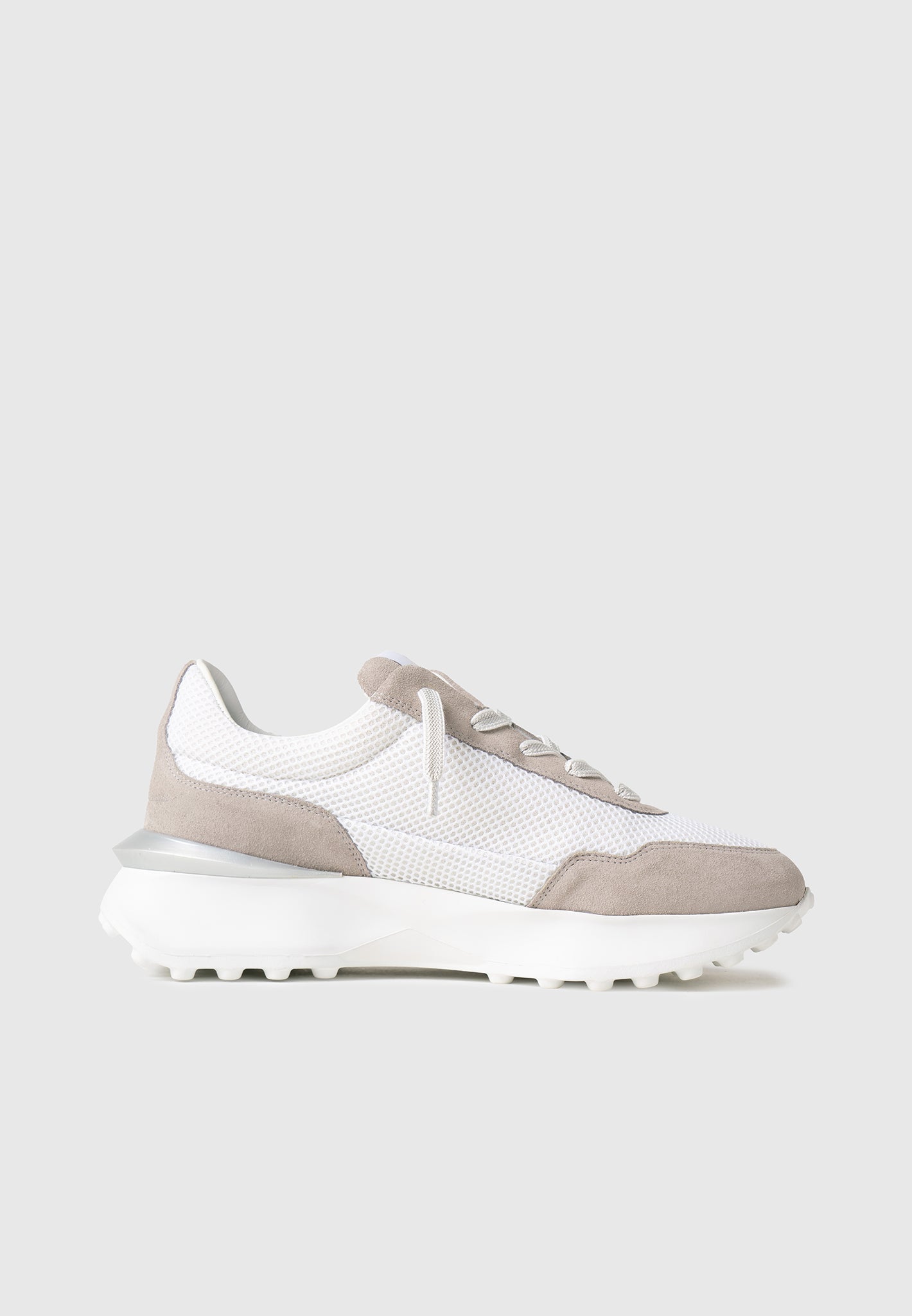 Breathable Mesh Running Shoes with Suede & Leather Details | L'Artiste