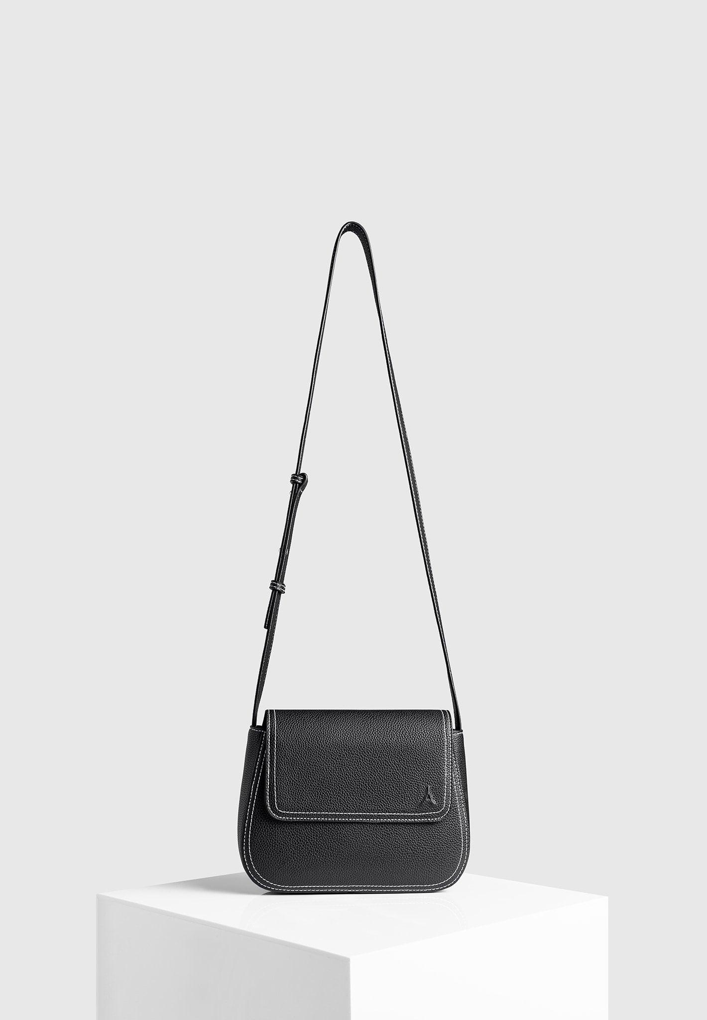 Vegan Leather Crossbody Bag with Adjustable Strap | Marseille Black