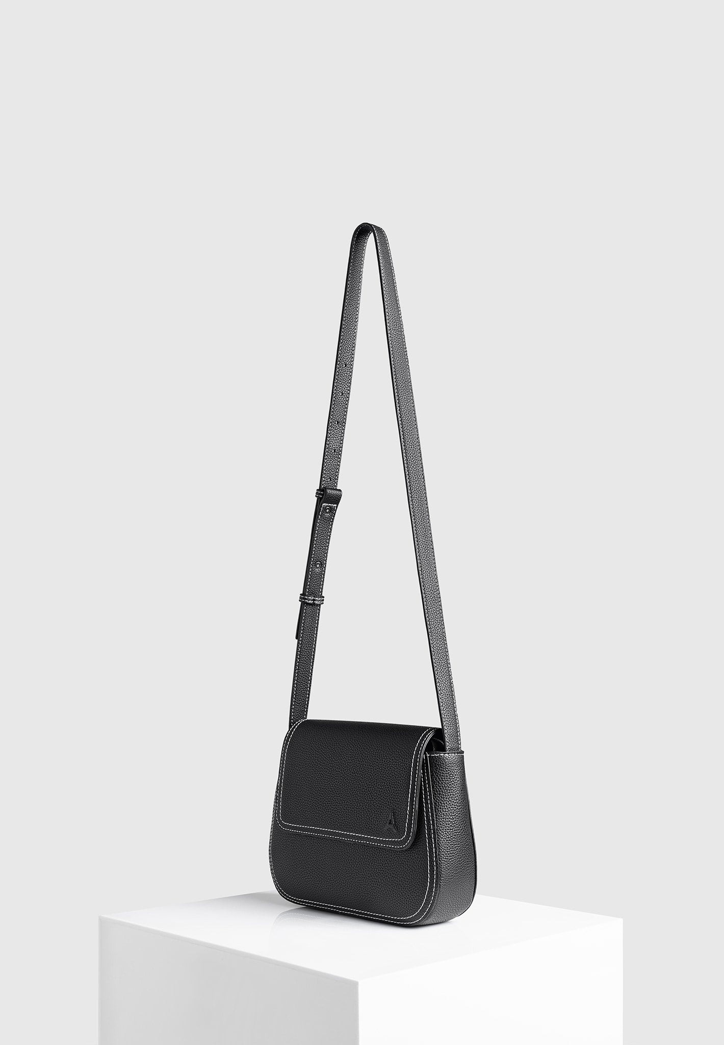 Vegan Leather Crossbody Bag with Adjustable Strap | Marseille Black