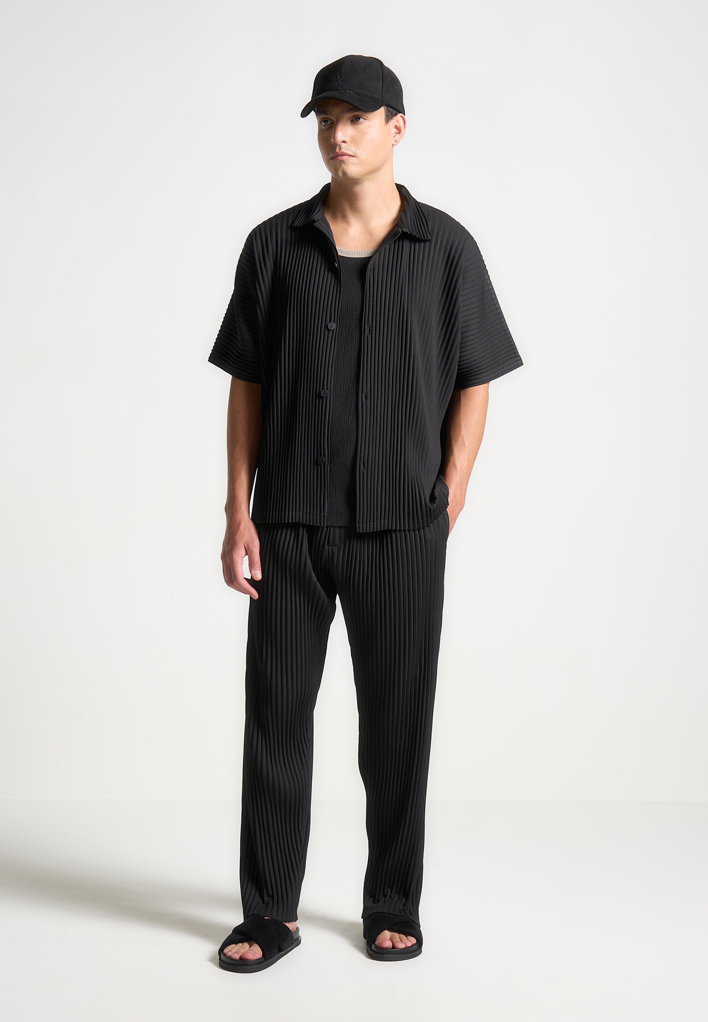 Black Pleated Shirt for Men | Short Sleeve & Relaxed Fit | Pascal