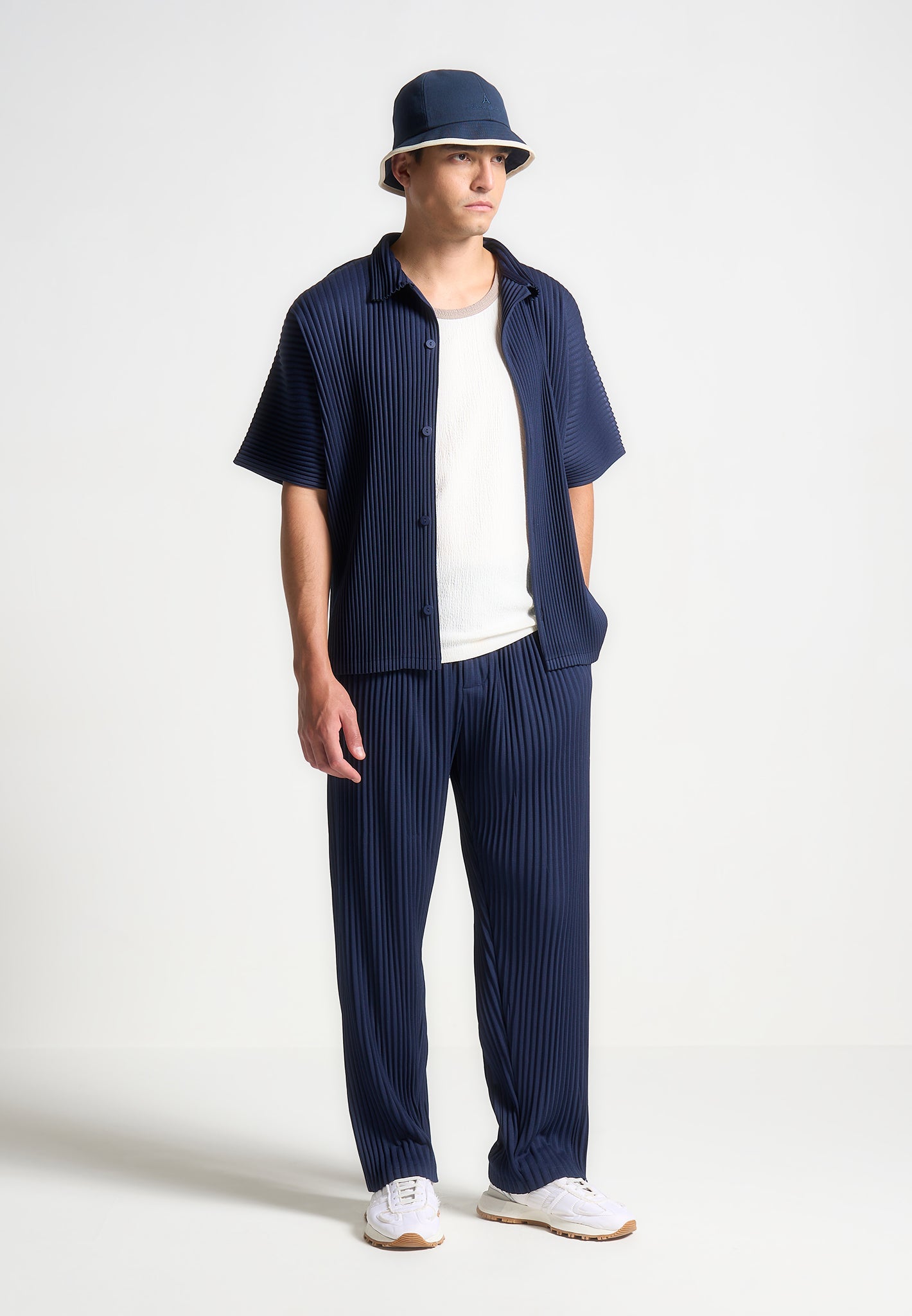 Pleated Short Sleeve Shirt in Navy | Pascal