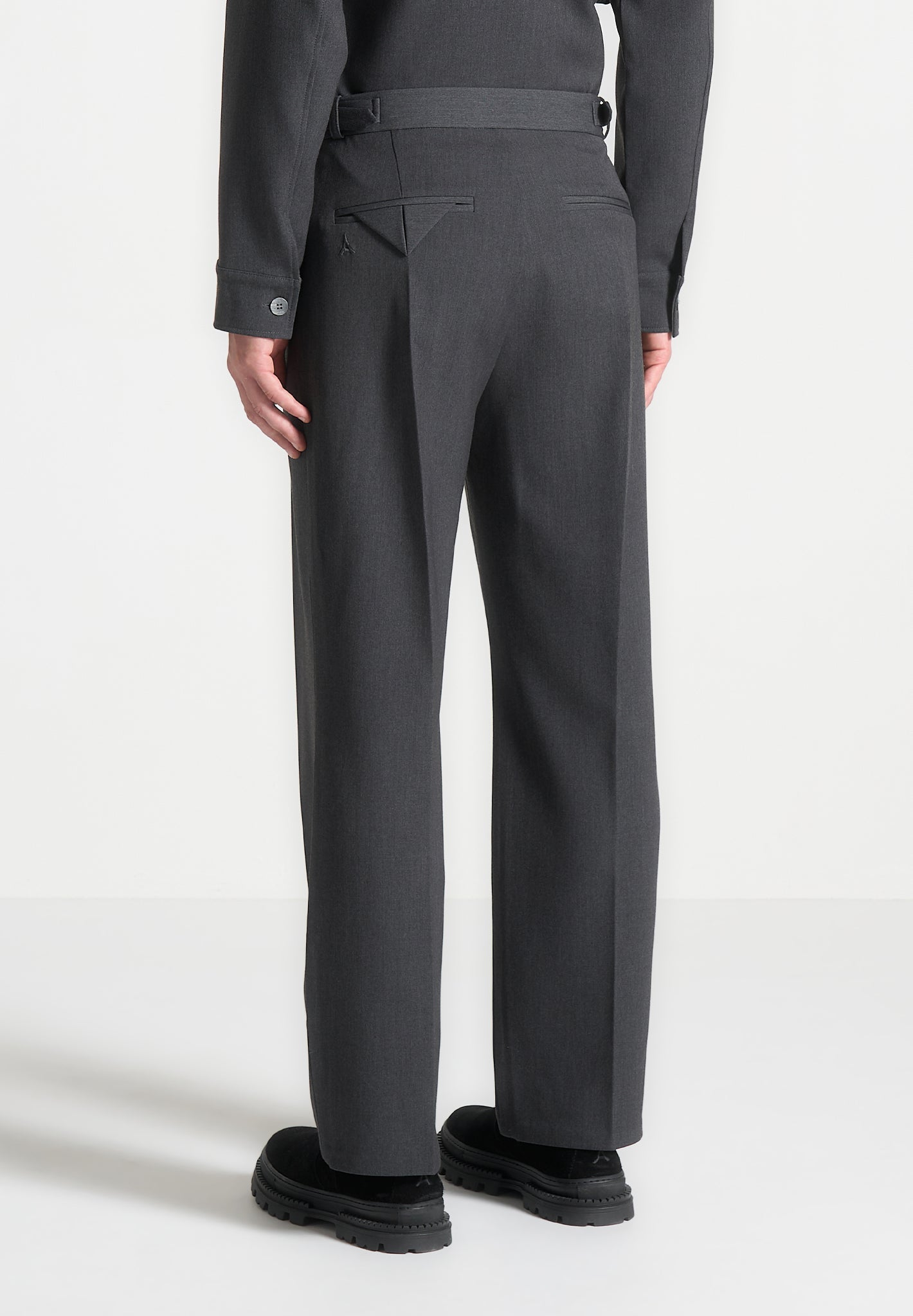 Relaxed Fit Tailored Trousers with Pleat Detail & Slip Pockets | Manière De Voir