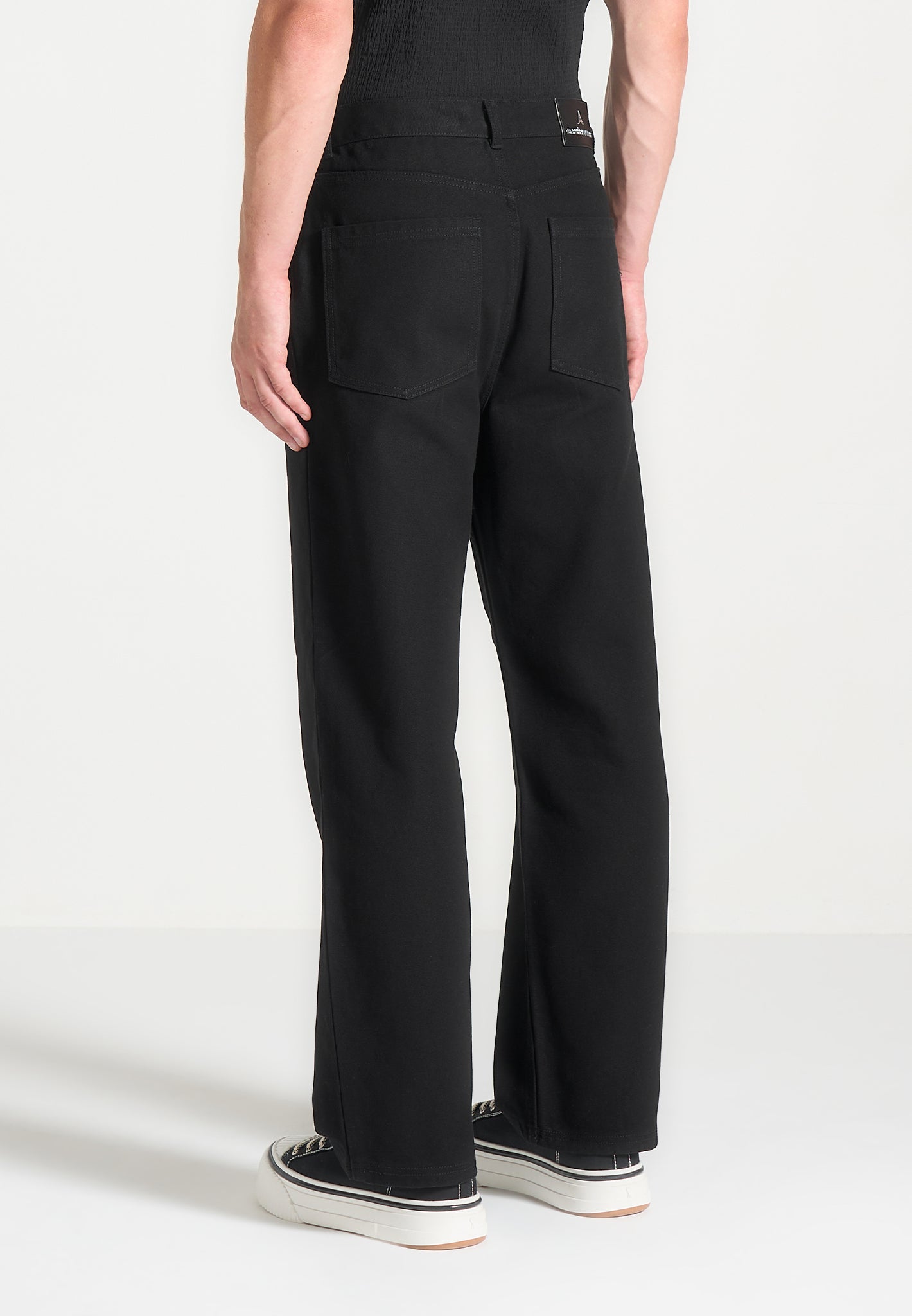 Relaxed Fit Pleated Jeans for Men | Premium Gabardine Black