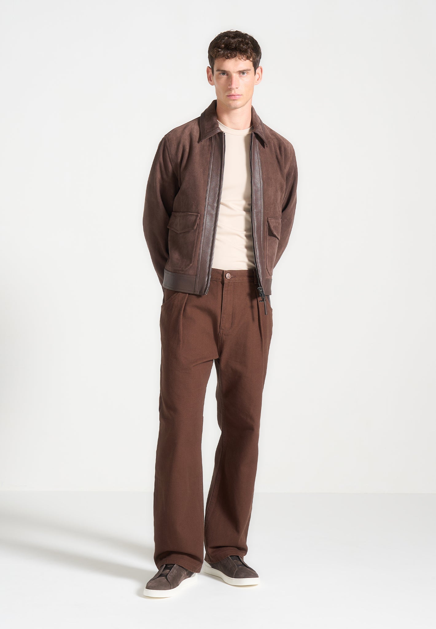 Relaxed Fit Pleated Jeans for Men | Gabardine Cotton & Leather Detail