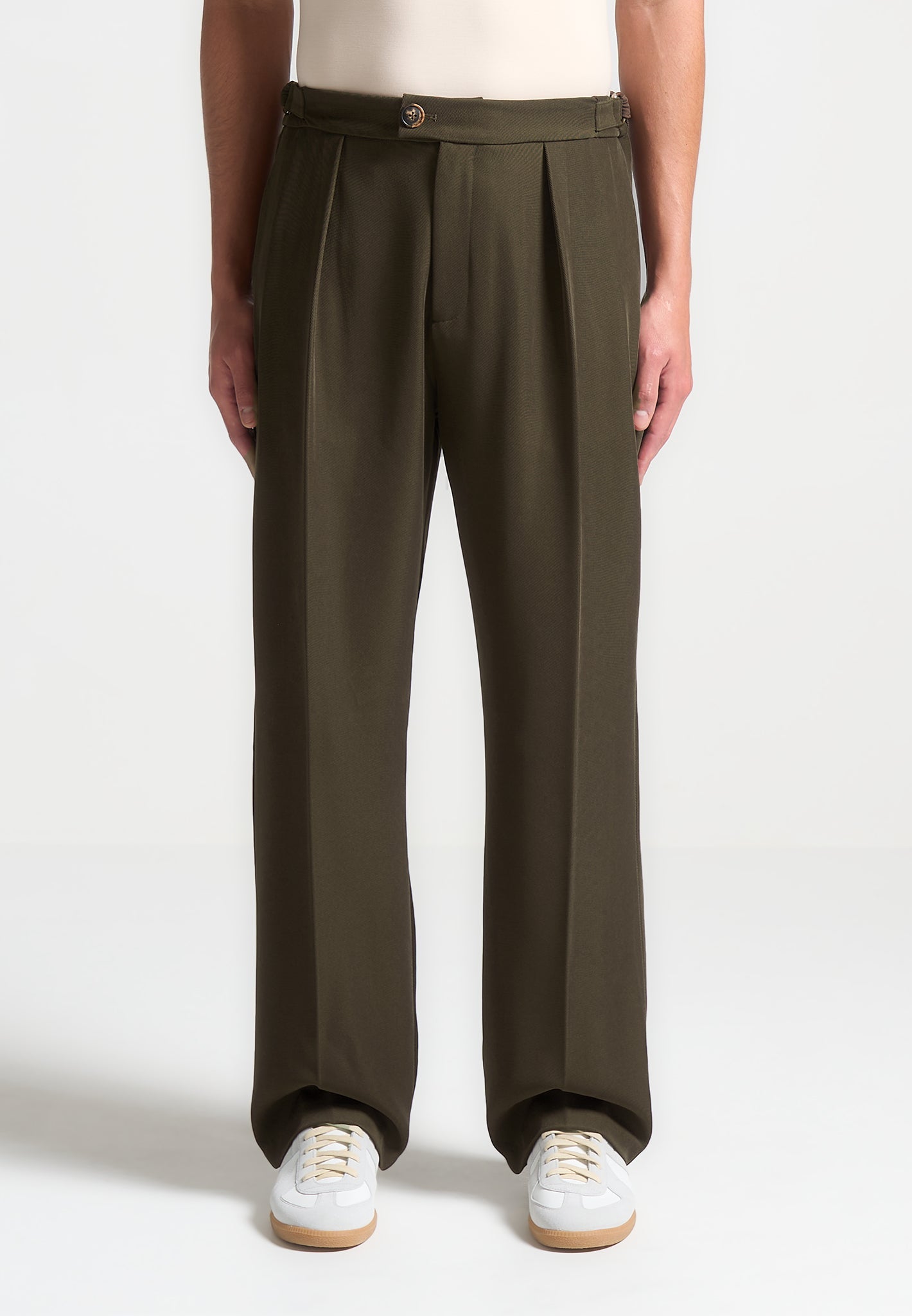 Relaxed Fit Khaki Twill Pleated Trousers | Manière De Voir