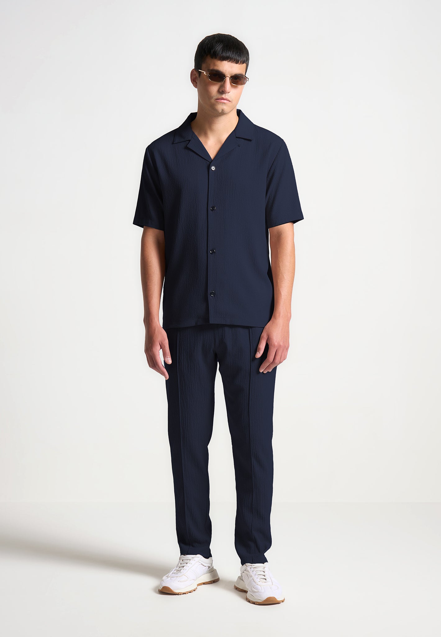 Seersucker Short Sleeve Shirt with Button Down Collar | Navy