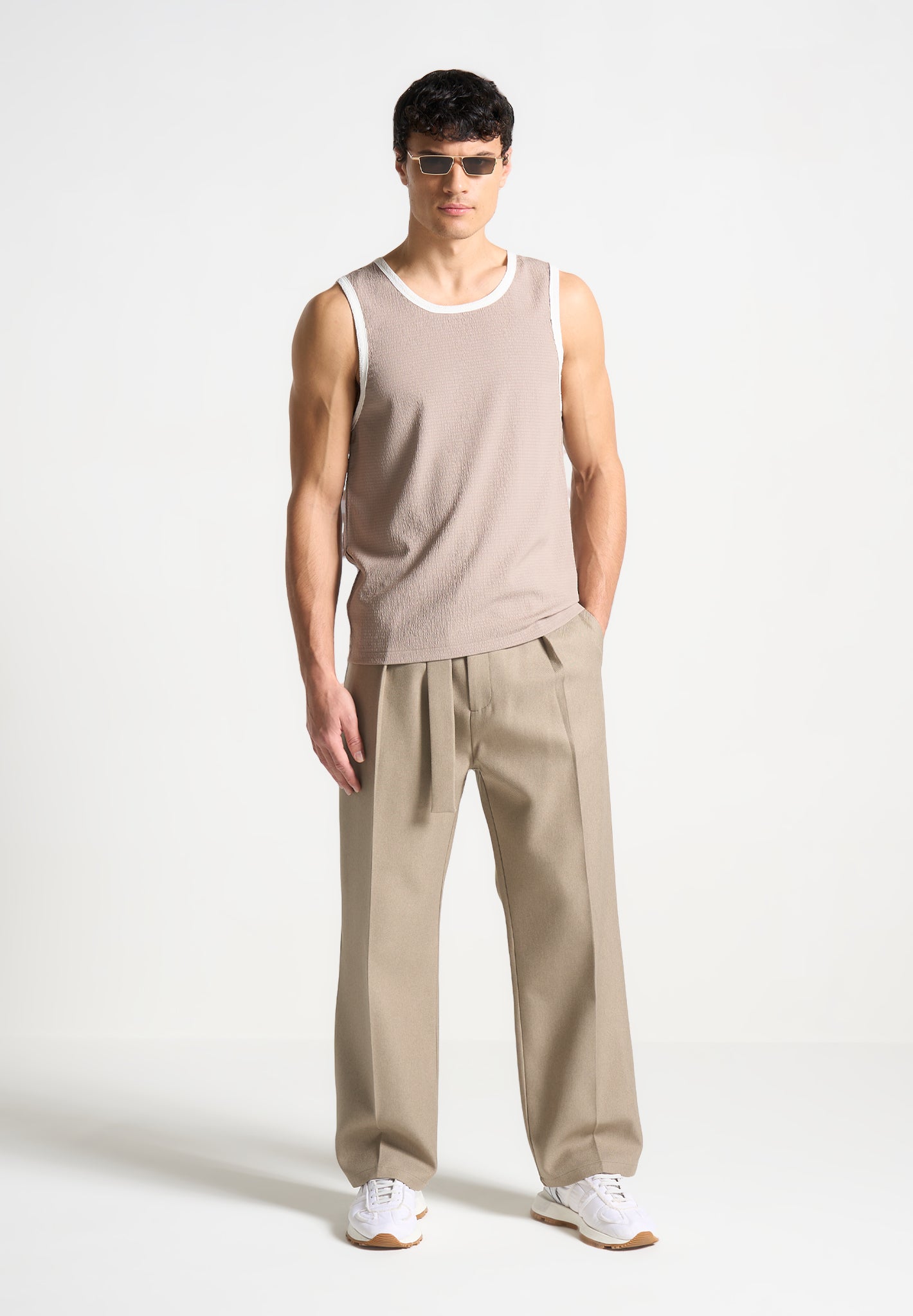 Seersucker Vest for Men - Beige & White Relaxed Fit | Manière De Voir