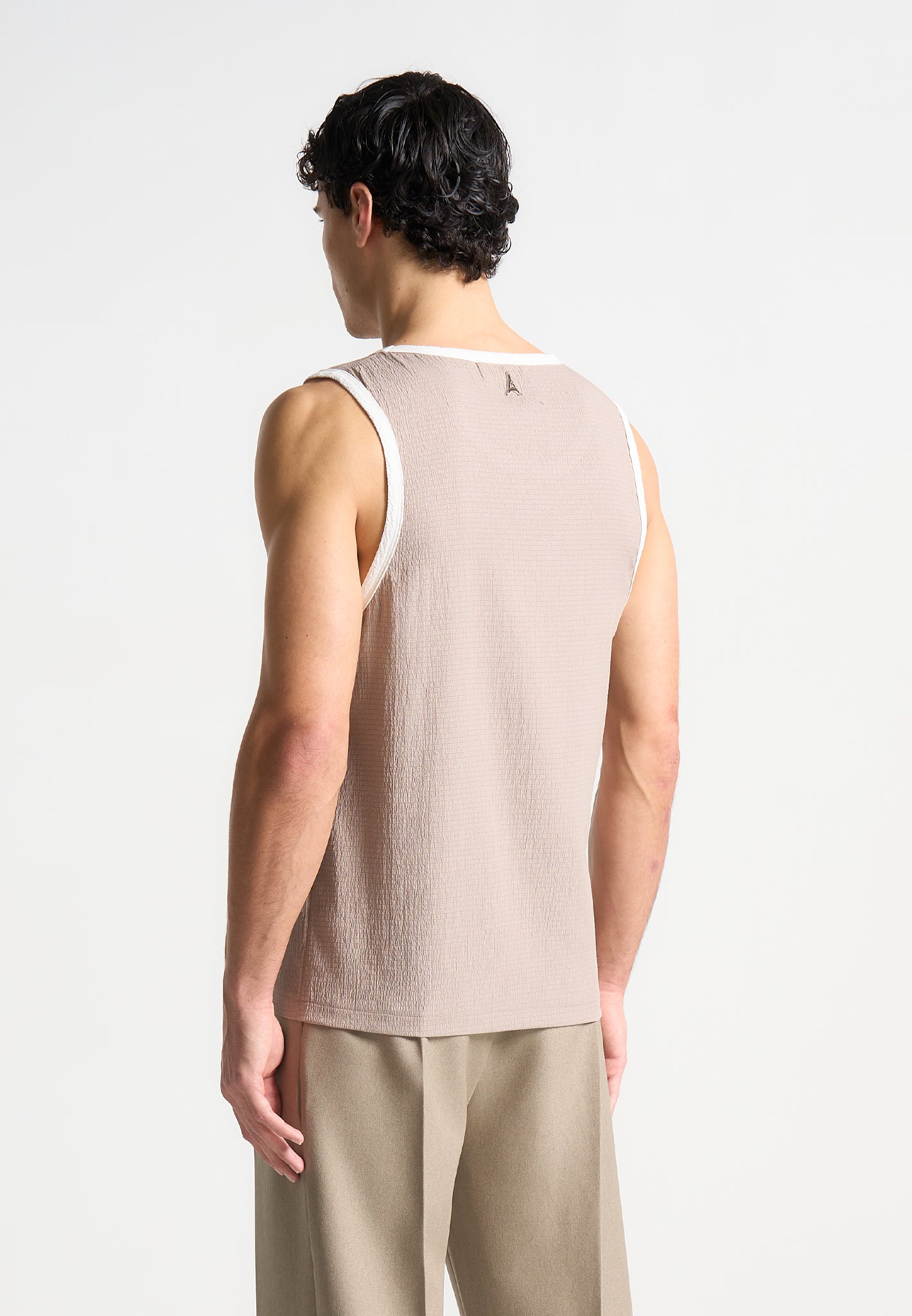 Seersucker Vest for Men - Beige & White Relaxed Fit | Manière De Voir