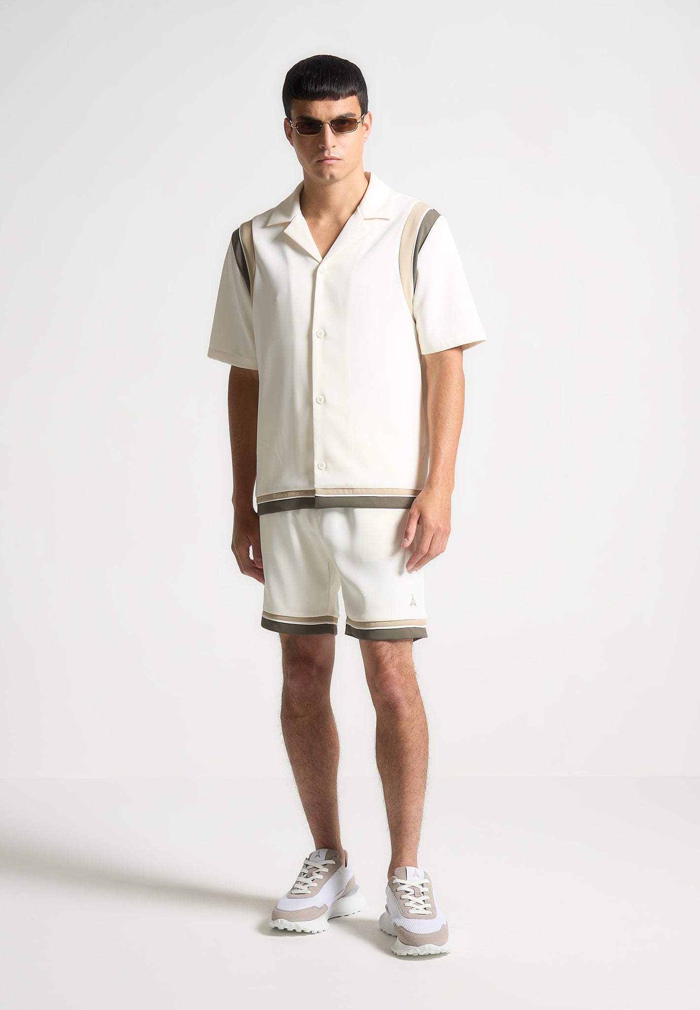 Short Sleeve Varsity Shirt with Revere Collar & Contrast Trim | Manière De Voir
